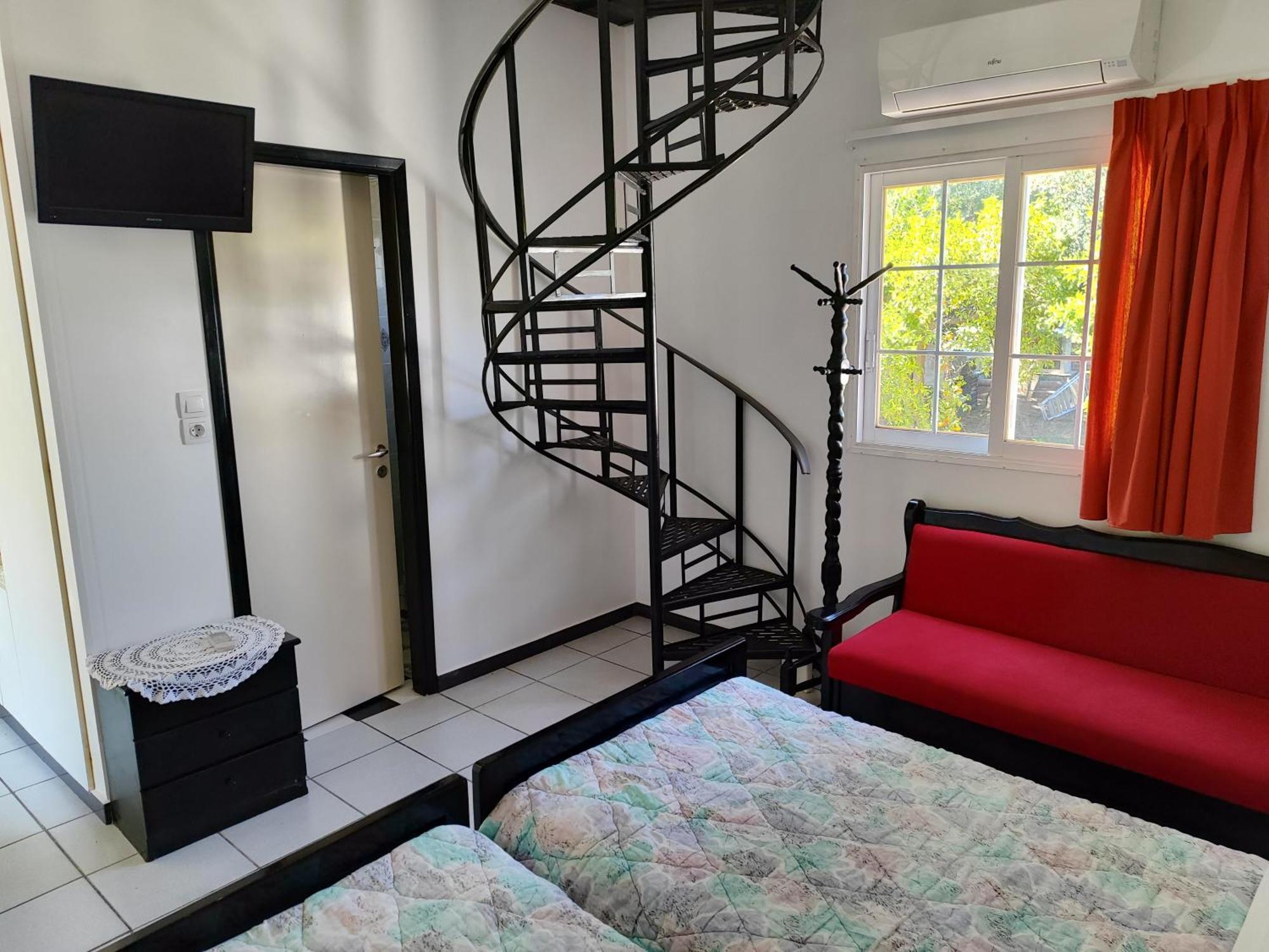 Cottonclub Villas 托隆 外观 照片